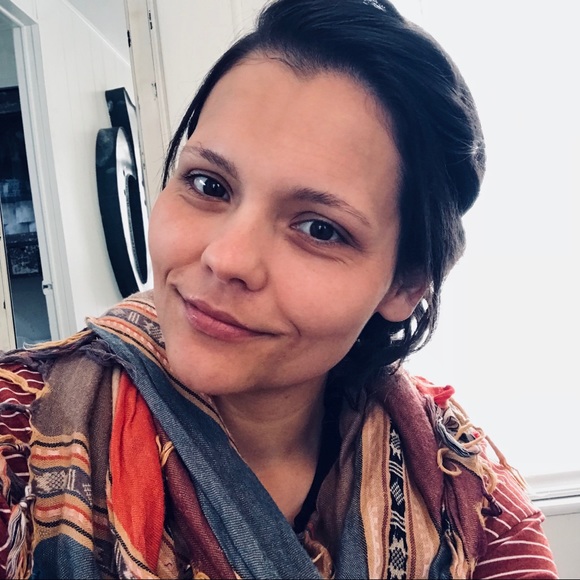 Meet your Posher, Katie - Picture 4 of 6